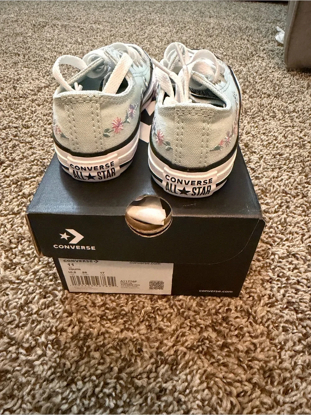 Converse Kids Low-Top Sneakers in Mint Green and White